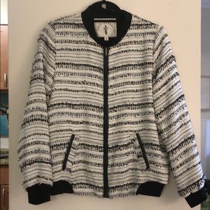 Woven zip up black and white bomber jacket